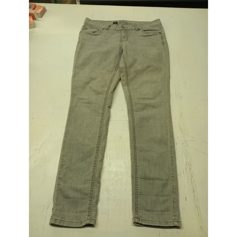 Mossimo Skinny Premium Denim Jeans Women’s Size 6 Short Grey